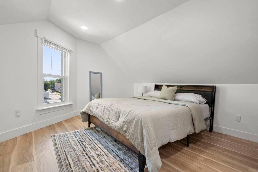 10Guests! Parking 2Nd Floor-Duplex Apartment Fair Lawn Exterior photo