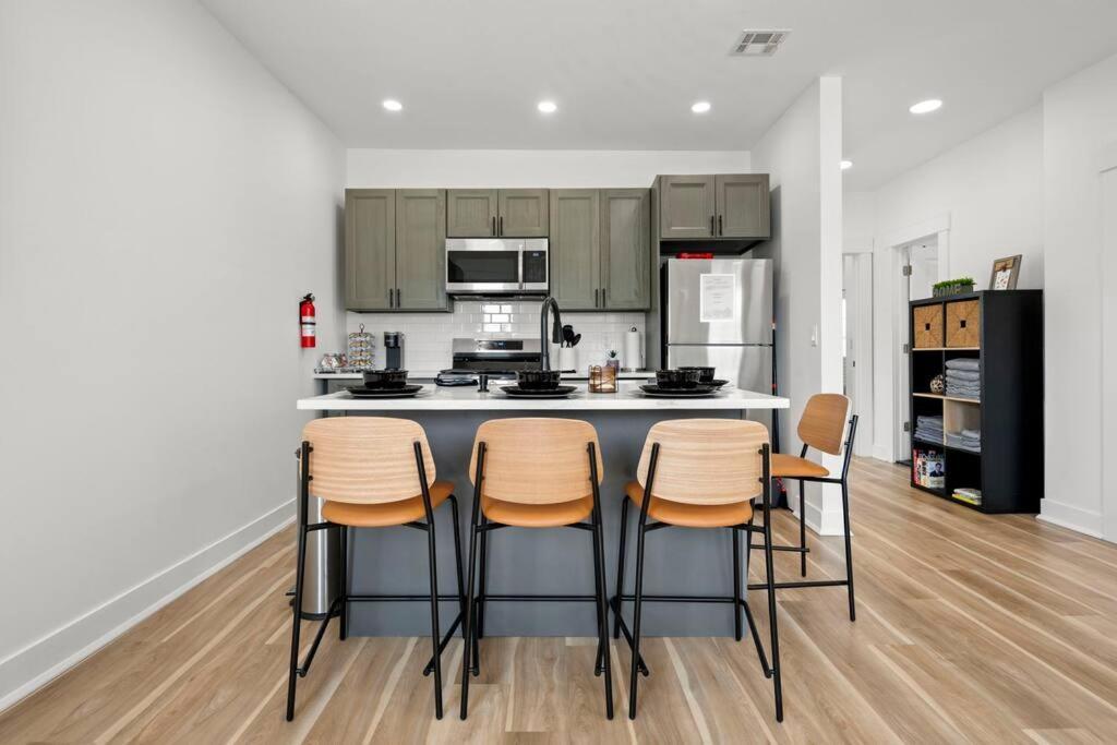 10Guests! Parking 2Nd Floor-Duplex Apartment Fair Lawn Exterior photo