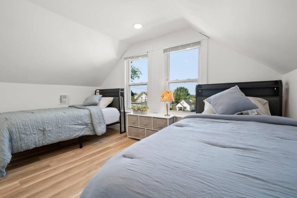 10Guests! Parking 2Nd Floor-Duplex Apartment Fair Lawn Exterior photo